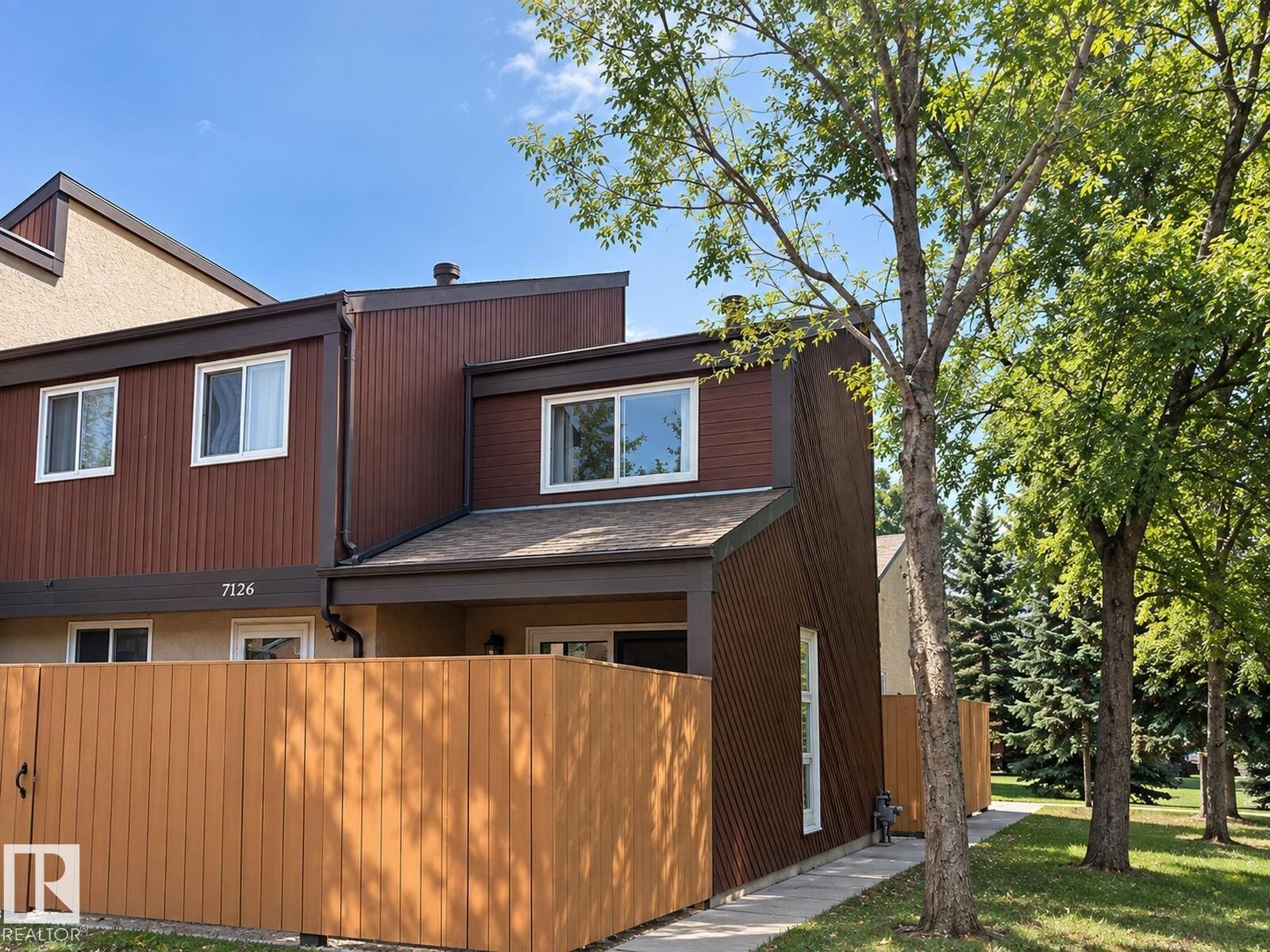 Property Photo:  7209 180 Street NW  AB T5T 3G1 