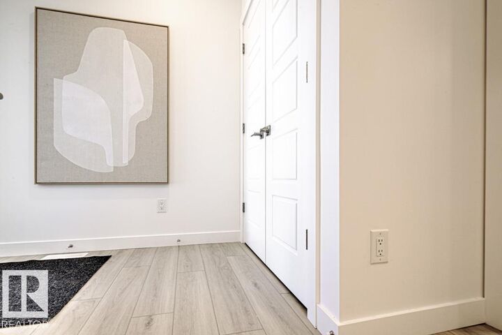 Property Photo:  1655 9 Street NW  AB T6T 2X8 
