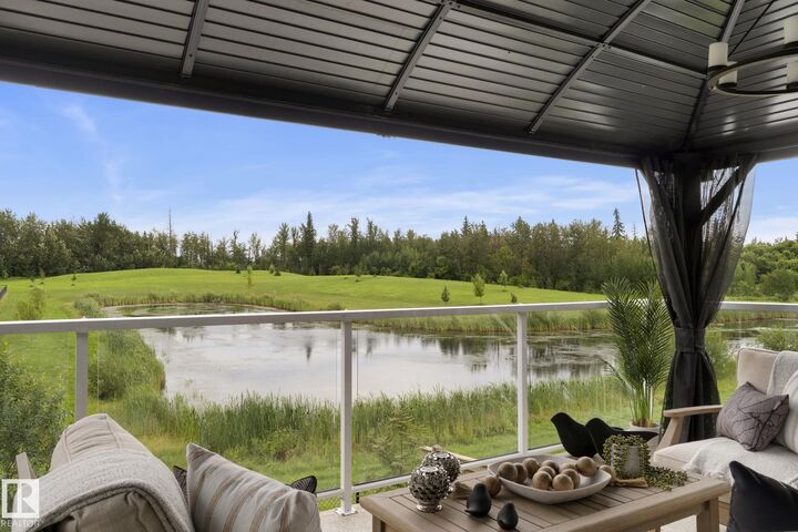 Property Photo:  55 Maple Crescent  AB T0A 1N0 