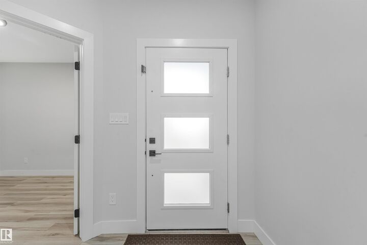 Property Photo:  3207 160 Street SW  AB T6W 5A1 