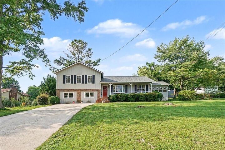 Property Photo:  1117 Malibu Drive  GA 30066 