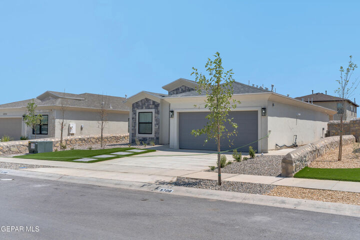 Property Photo: 5664 Desert Calico Avenue TX 79934
