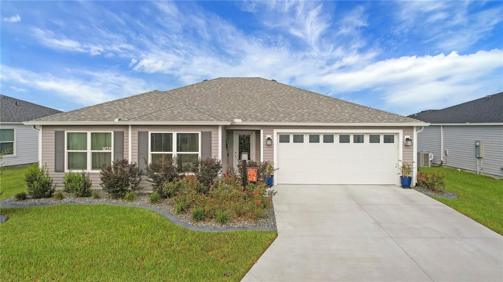 Property Photo:  7442 Savanna Drive  FL 34762 