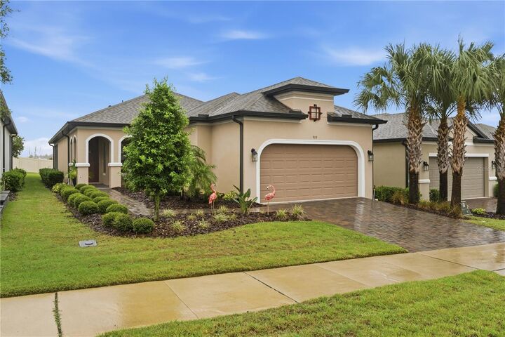 Property Photo:  959 Braewood Drive  FL 34715 