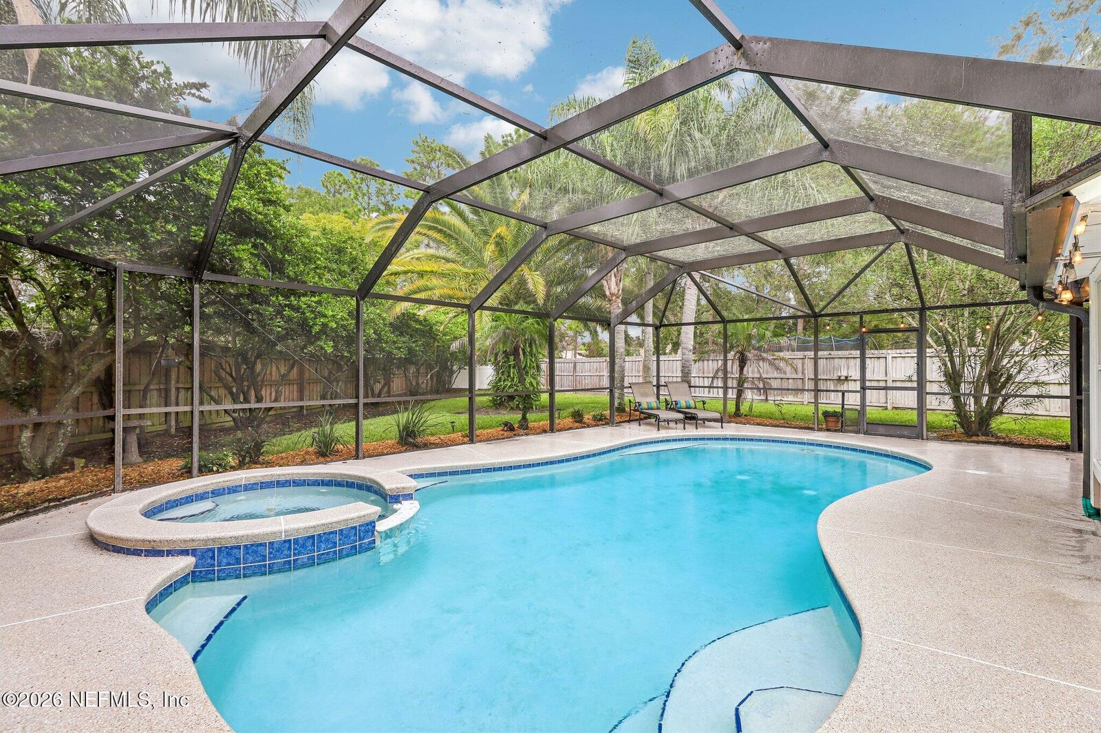 Property Photo: 1048 Buttercup Drive FL 32259