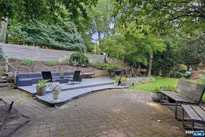 Property Photo:  12 Poplar Road  NJ 07627 