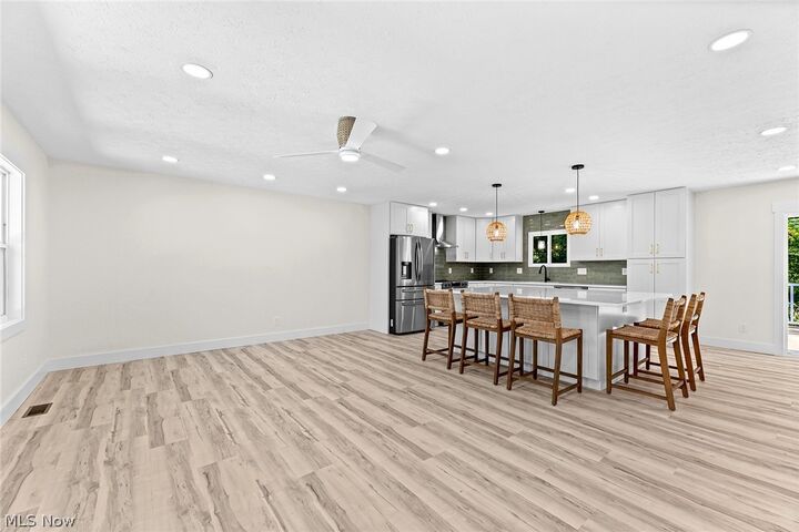 Property Photo:  454 Westwood Avenue  OH 44281 