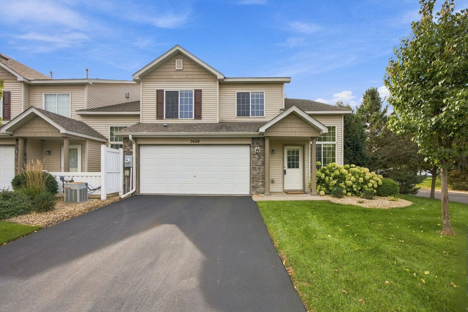 Property Photo:  5428 Brewer Lane  MN 55076 