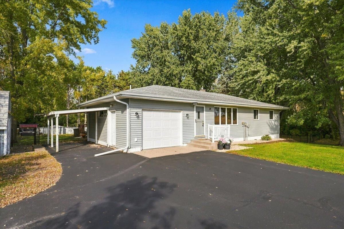 Property Photo:  272 Glenmont Road  WI 54022 