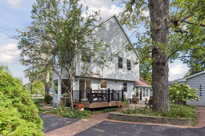Property Photo:  730 County Road B2 W  MN 55113 