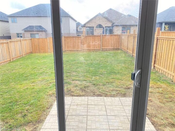 Property Photo: 21 Vic Chambers Place ON N3L 0E6