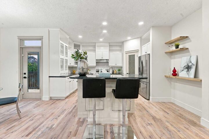 Property Photo:  140 West Creek Pond  AB T1X 1H4 