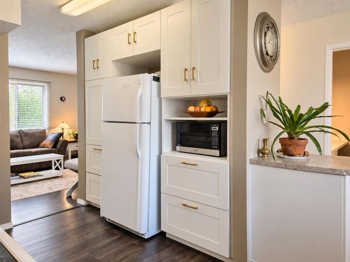 Property Photo:  21 97th Avenue  AB T0E 0Y0 