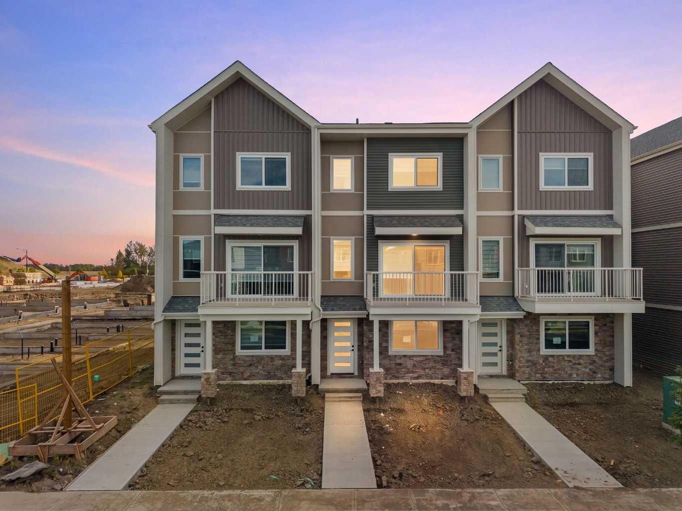 Property Photo:  18110 28 Avenue SW 52  AB T6W 5R1 