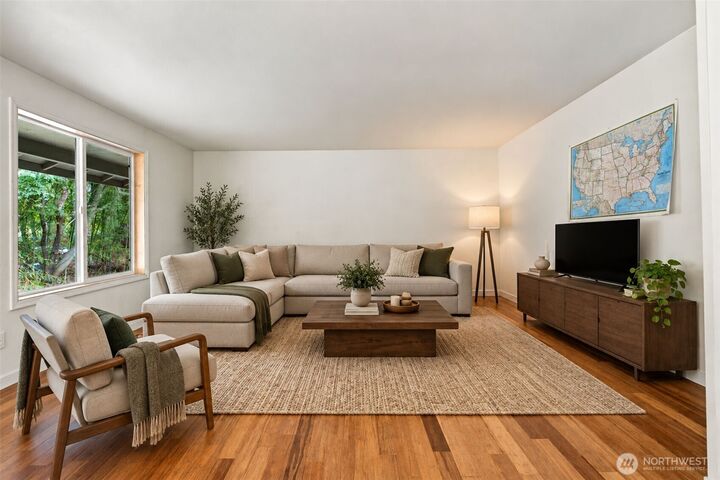 Property Photo: 27010 186th Avenue SE WA 98042