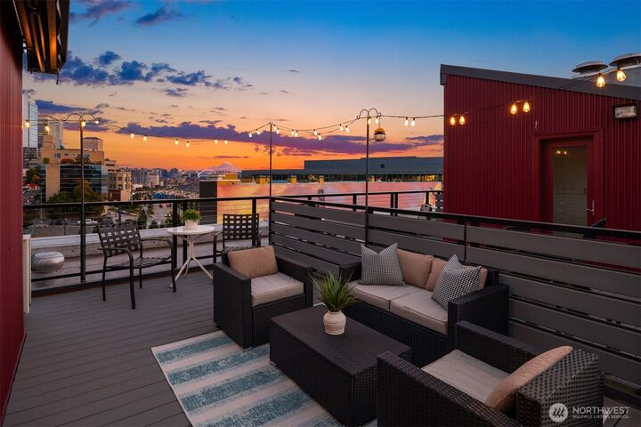 Property Photo:  66  Bell Street 306  WA 98121 