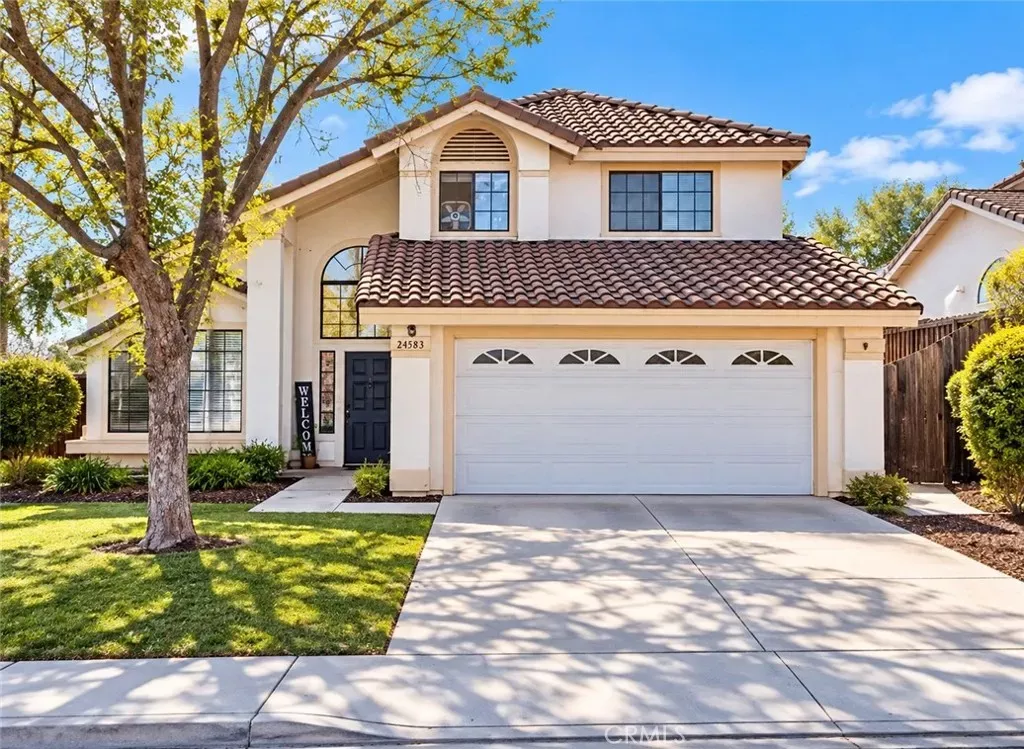 Property Photo:  24583 Jacarte  CA 92562 