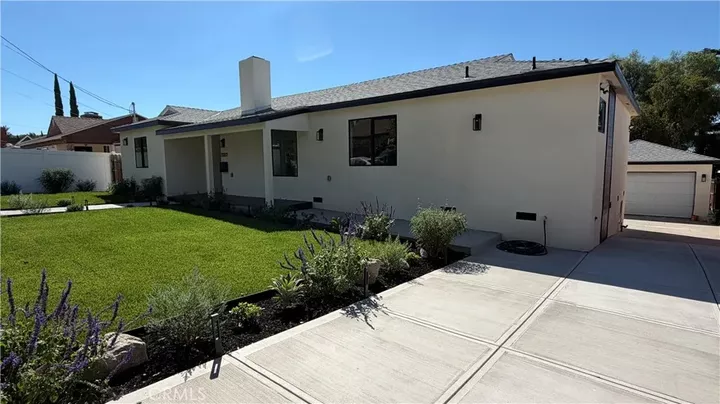 Property Photo:  10641 Helendale  CA 91042 