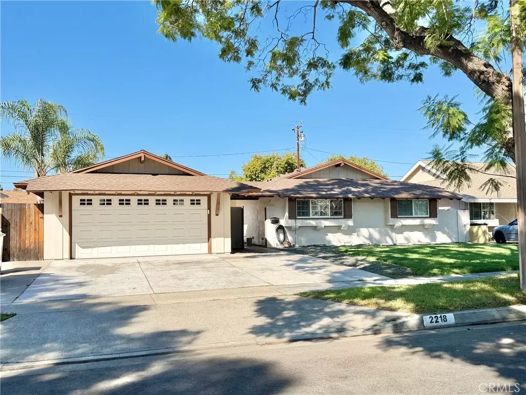 Property Photo:  2218 N Jetty Street  CA 92706 