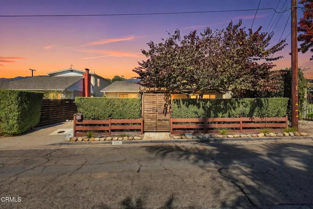 Property Photo: 1387 Vallecito Place CA 93013