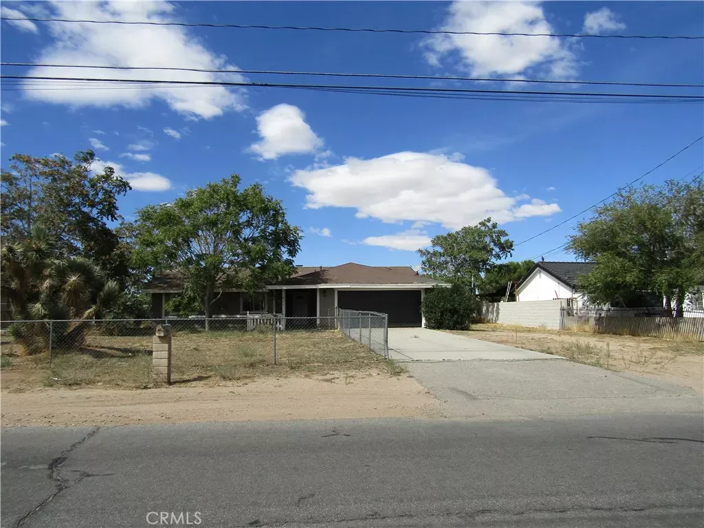 Property Photo: 9282 Hickory CA 92345