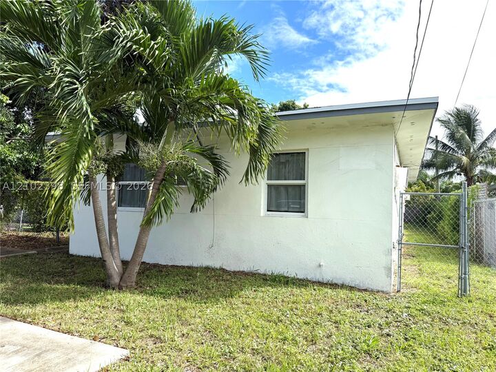 Property Photo: 1184 NE 112th St A FL 33161