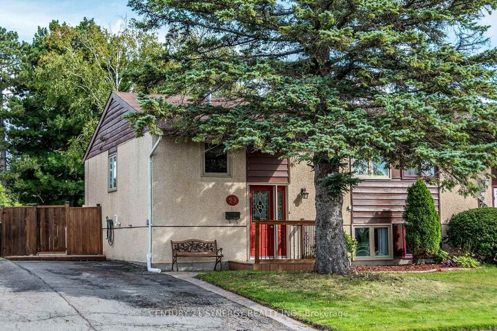 Property Photo:  68 Sheldrake Drive  ON K2L 1S8 
