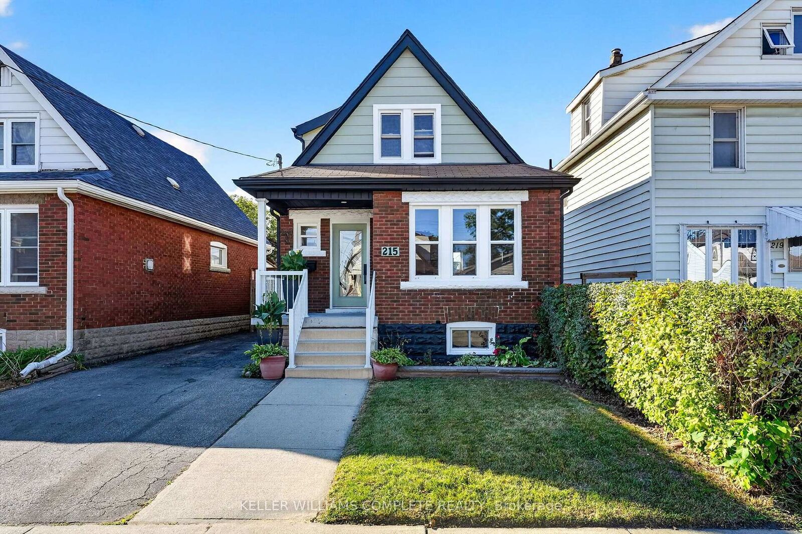 Property Photo:  215 Paling Avenue  ON L8H 5J6 