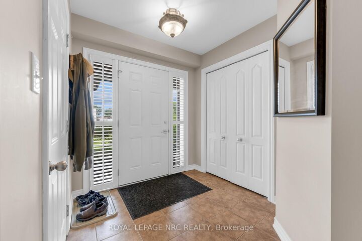 Property Photo:  31 Thorold Road E  ON L3C 3T3 