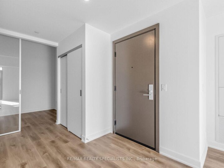 Property Photo:  91 John Street 710  ON L8R 1H7 