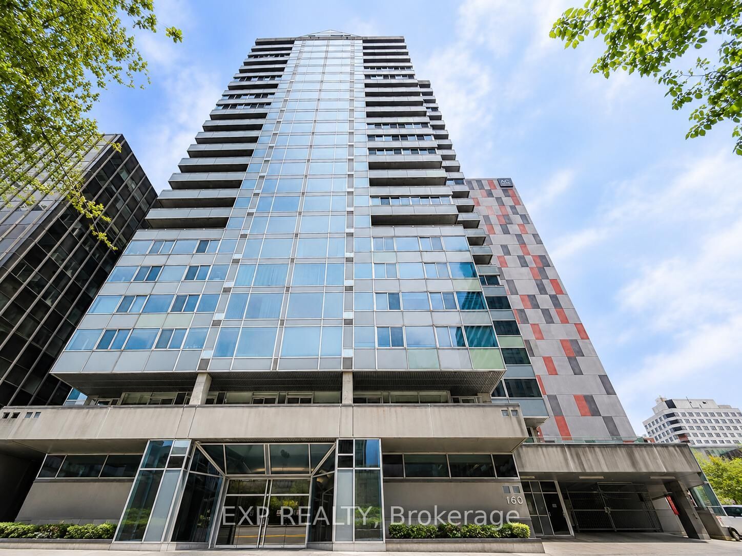 Property Photo:  160 George Street 401  ON K1N 9M2 