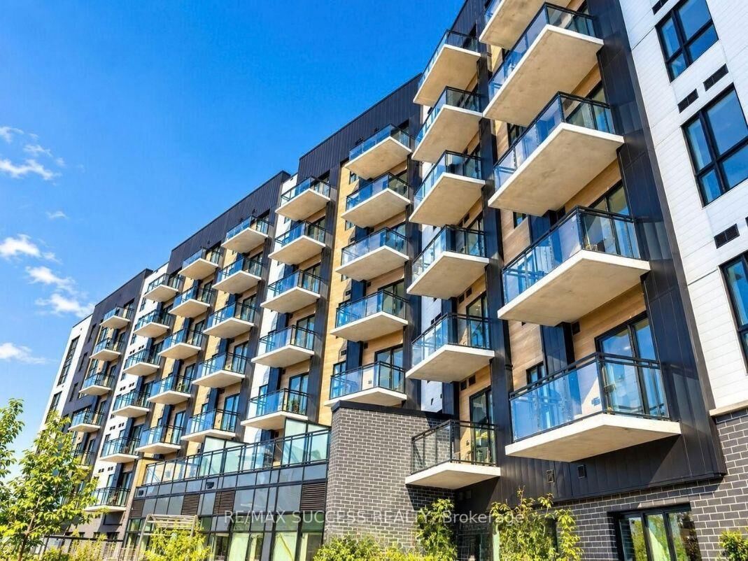 Property Photo:  3008 William Cutmore Boulevard  ON L6H 8A4 