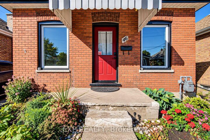 Property Photo:  46 Maitland Street  ON N3S 6L1 