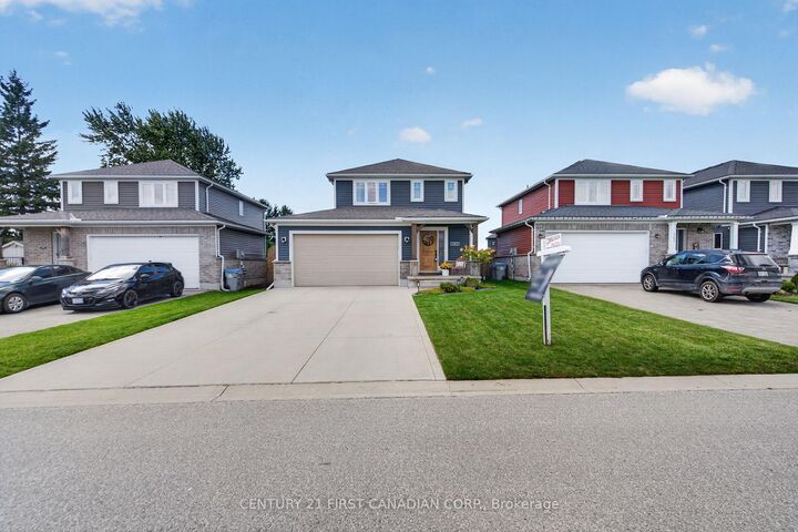 Property Photo:  363 Beech Street  ON N0M 2J0 
