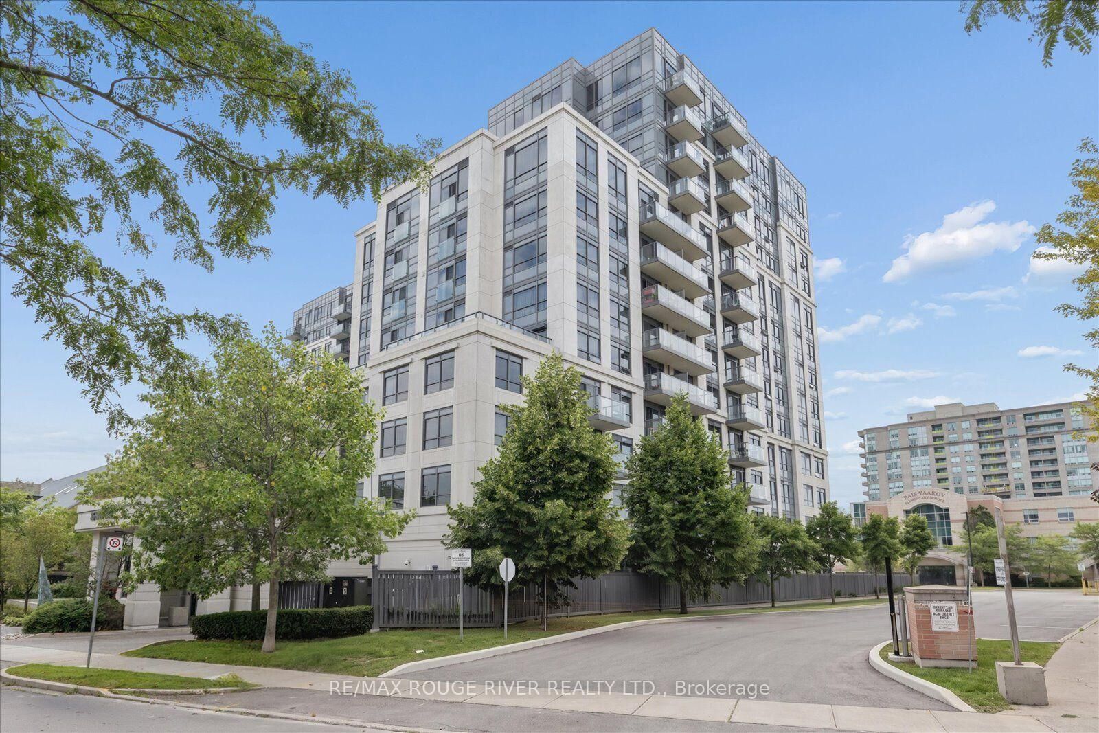 Property Photo:  35 Saranac Boulevard 330  ON M6A 2G4 