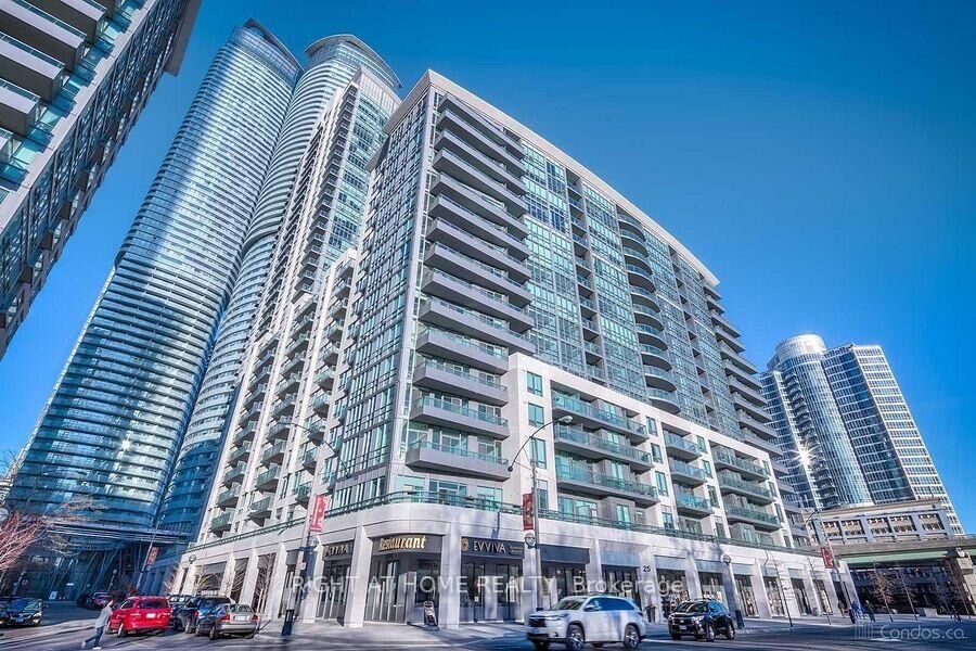 Property Photo:  25 Lower Simcoe Street 1208  ON M5J 3A1 