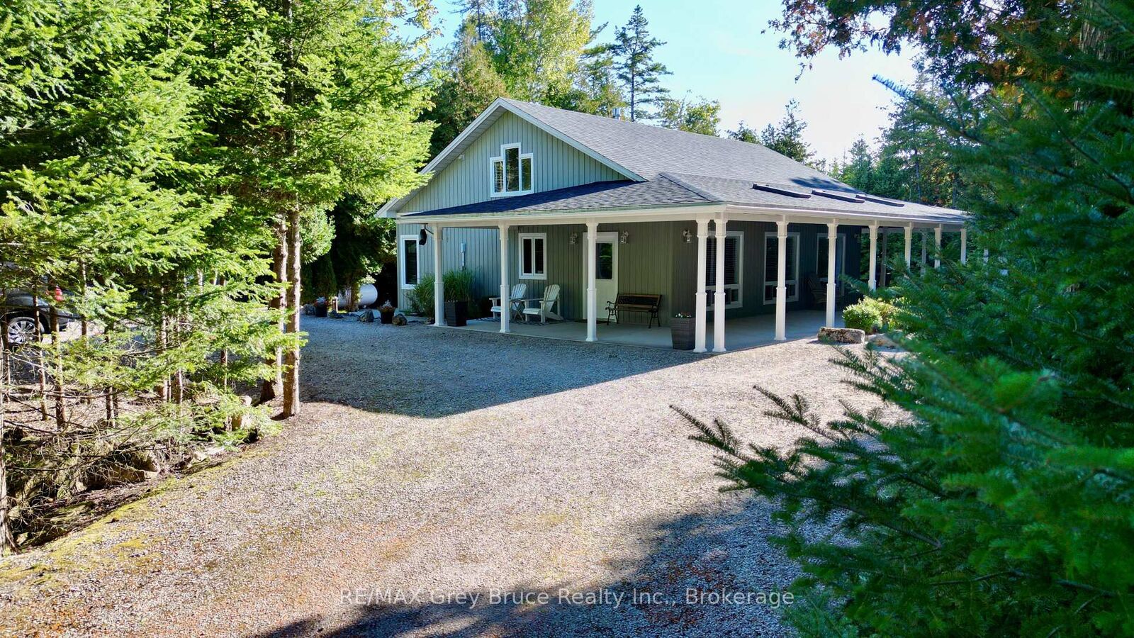 Property Photo:  51 Lakewood Country Lane  ON N0H 1W0 