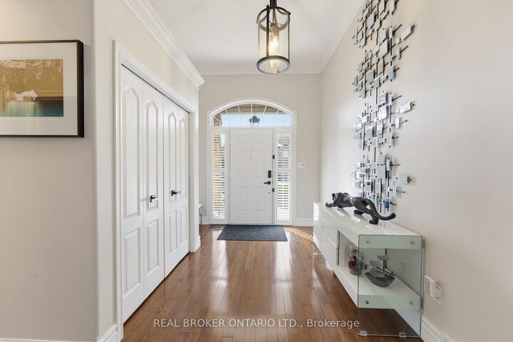 Property Photo:  70 Deer Ridge Crescent  ON N2P 2L2 