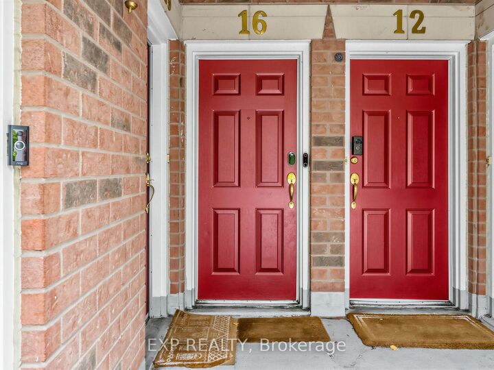 Property Photo:  615 Shoreline Drive 16  ON L5B 4K4 