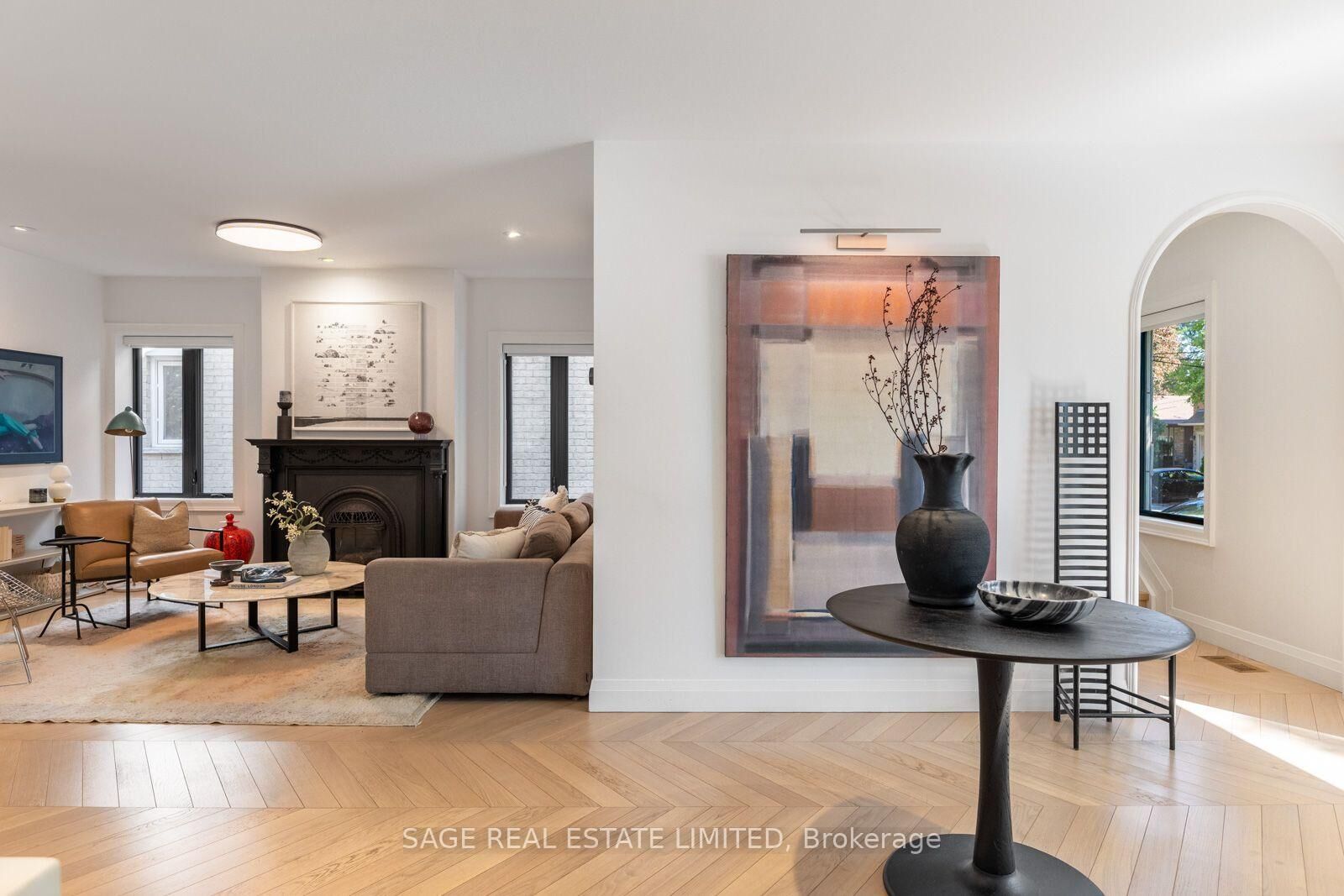 Property Photo:  6 Westrose Avenue  ON M8X 2A1 