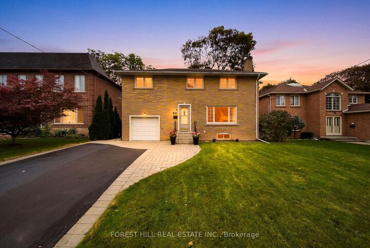 Property Photo:  11 Urbandale Avenue  ON M2M 2G9 