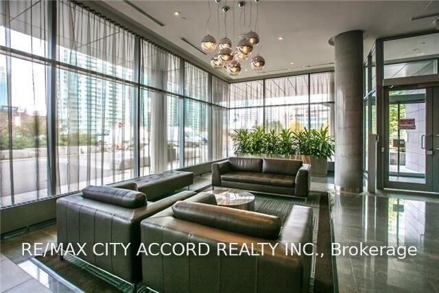 Property Photo:  4K Spadina Avenue 527  ON M5V 3Y9 