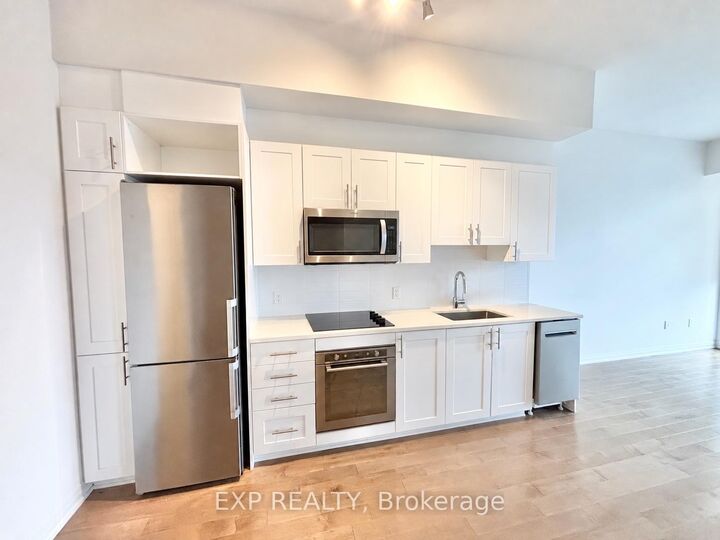 Property Photo:  805 Carling Avenue 3503  ON K1S 5W9 