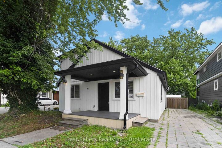 Property Photo:  85 Pelham Road  ON L2S 1S3 