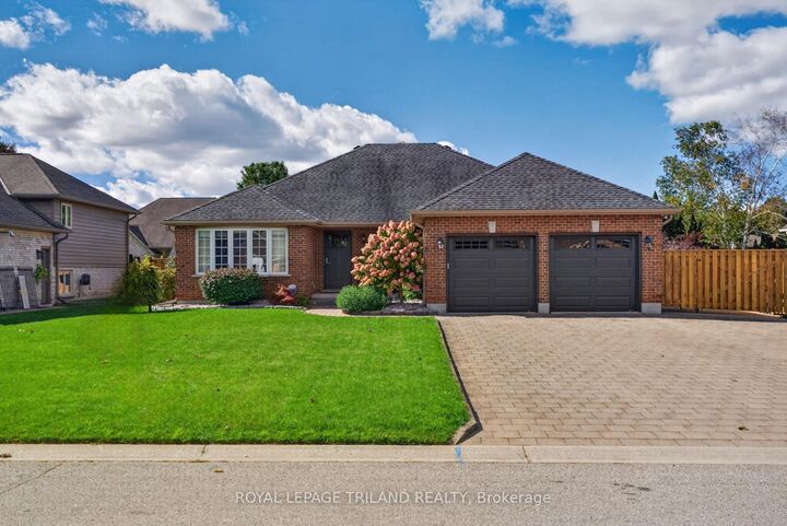 Property Photo:  45 Parkview Drive  ON N0L 1G2 