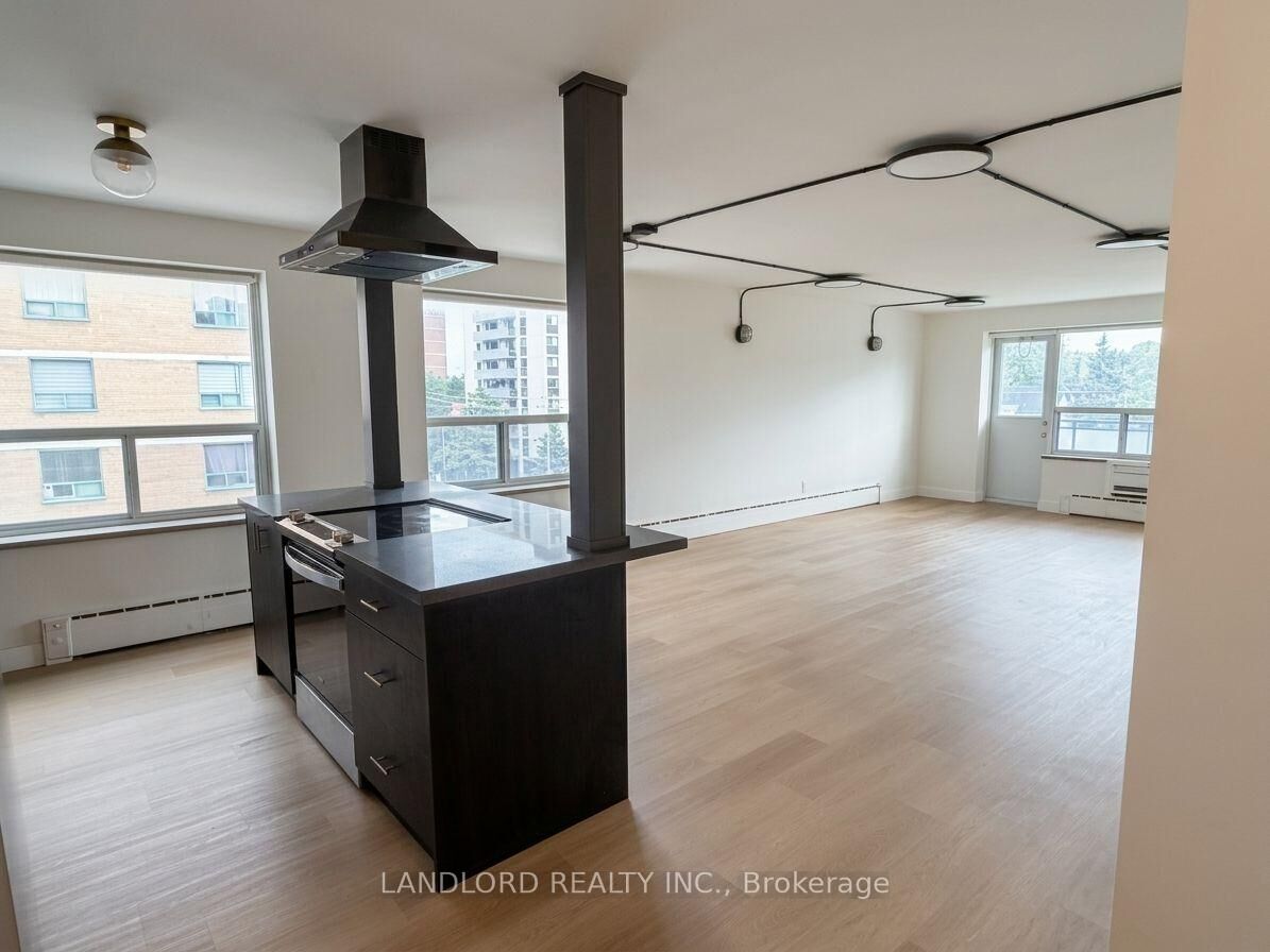 Property Photo:  420 Eglinton Avenue E 502  ON M4P 1L8 