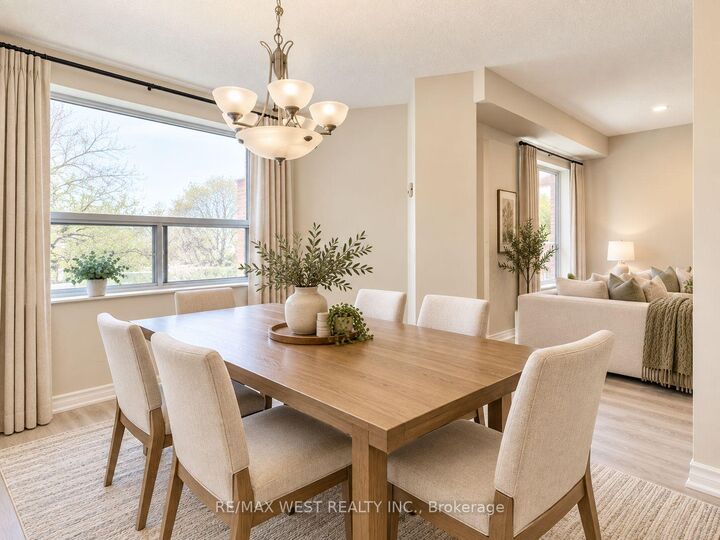 Property Photo:  4062 Lawrence Avenue E 306  ON M1E 4V5 