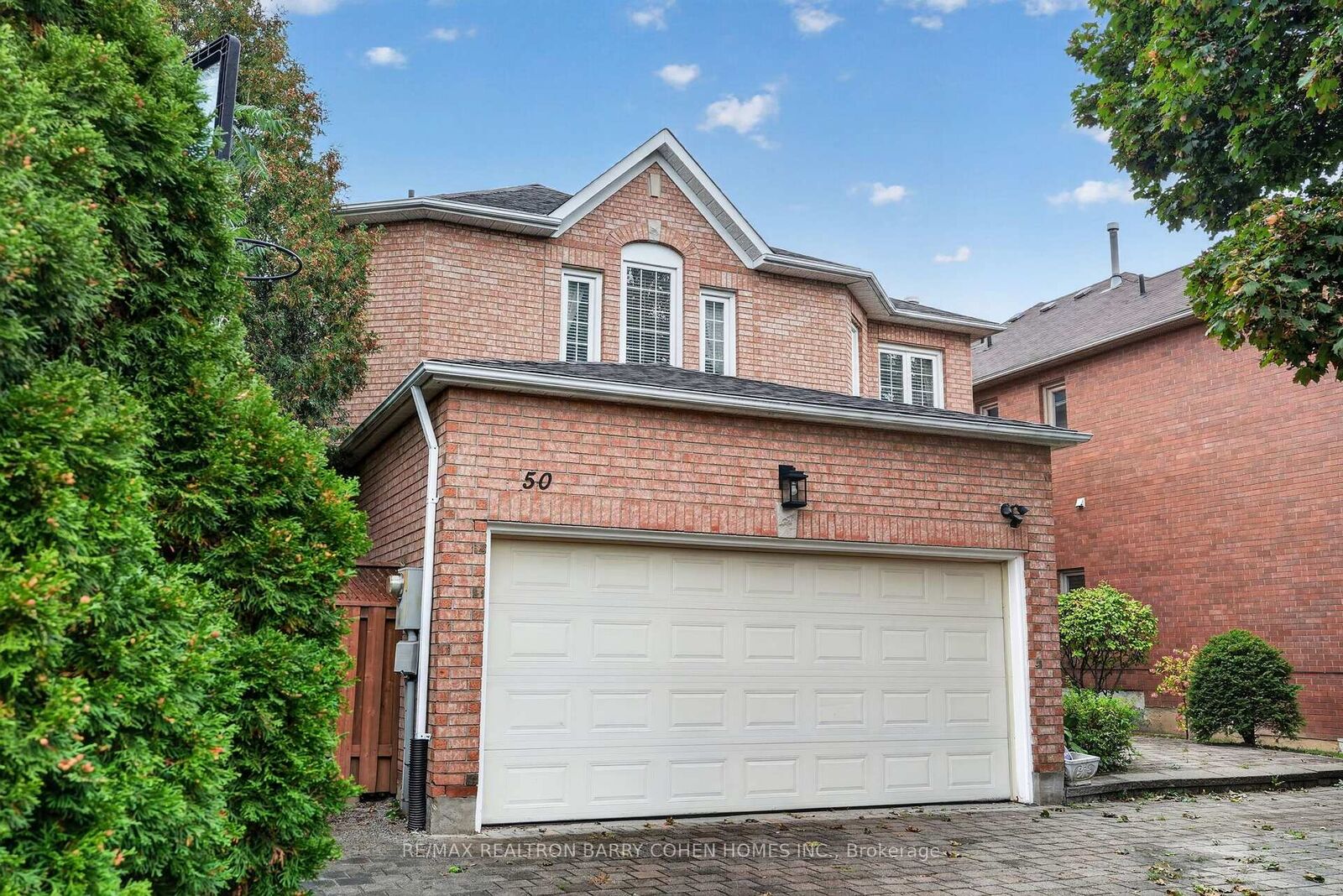 Property Photo:  50 Oakhurst Drive  ON L4J 7V3 