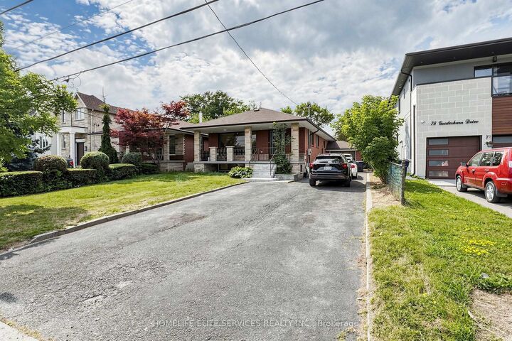Property Photo:  76 Gooderham Drive  ON M1R 3G7 