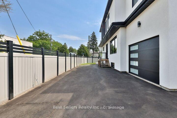 Property Photo:  172 Royal York Road 2B  ON M8V 2V4 